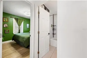 Coastal Comfort 2BR Getaway St Pete - Zimmer