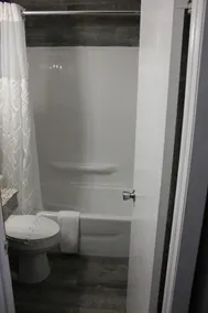 Econo Lodge Oskaloosa - Badezimmer