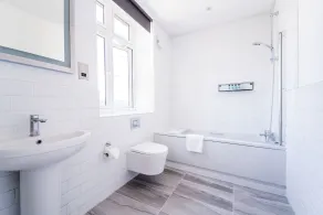 Woodman Pub - Bathroom