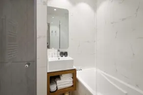 Holiday Villa Lafayette Paris - Salle de bain