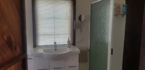 Richmond Barracks - Bathroom