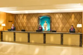 Millennium Hotel and Conference Centre Gloucester London - Reception