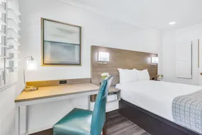 Napa Valley Hotel & Suites - Chambre