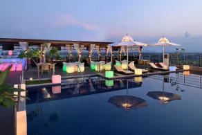 Radisson Blu Jaipur - Pool