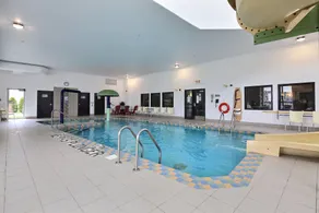 Super 8 Quebec City - Piscine