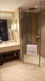 Howard Johnson Changsheng Plaza Meizhou - Baño