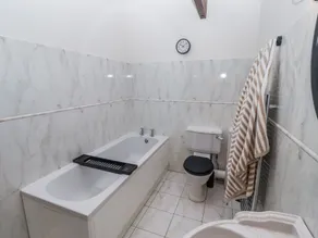 Watermill Cottage - Bathroom