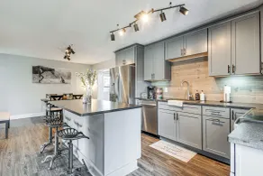 Country Setting w/ Modern Feel! Group Stay in Waco - Interior