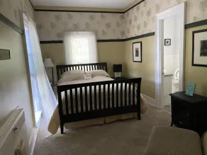 Monroe Manor Inn - Chambre