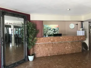 Highpoint International Hotel - Reception