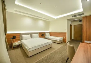 Hotel Lazaro - Room