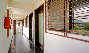 Itsy Hotels Oasis Pride - Lobby