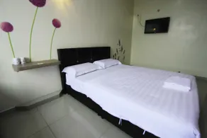 Max Inn Hotel - Chambre