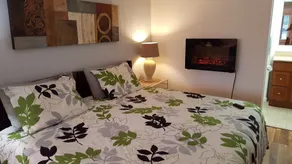 Lake Breeze Resort - Room