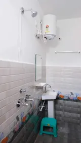 Ayu Hotels  - Banheiro