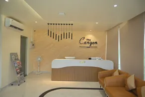 StayGuru The Canyon Inn - Reception