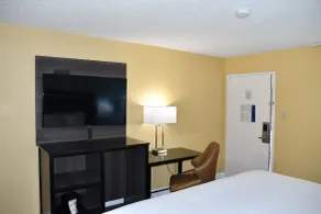Baymont by Wyndham Macon I-75 - Rum