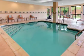 Courtyard by Marriott Anniston Oxford - Piscine