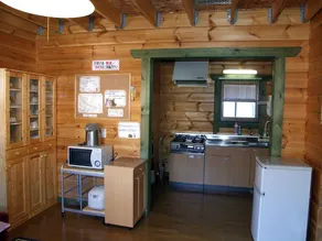 Cottage Primal Stage - Camera