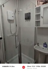 Pinewood Cozy Apartment in Dundee - Salle de bain
