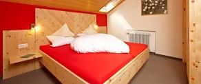 Single room, shower, toilet - Camera