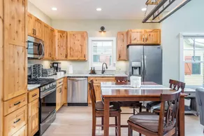 Game Room & Wraparound Decks: Cullowhee Home! - Innenbereich
