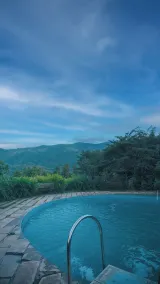 Shining Caves Resort - Pool