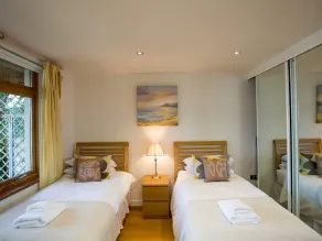 Totherside - Room