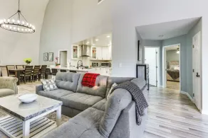 North San Diego Retreat W/deck, Fire Pit Table! - Innenbereich