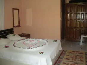 Hotel Riverside - Habitación