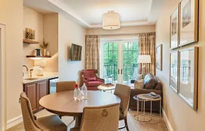 The Inn at Elon - Quarto