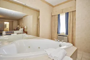 The Glengate Hotel & Suites - Chambre