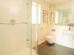 Sea Peep - Bathroom