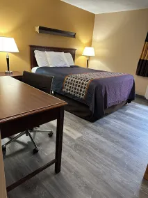 Wickford Motor Inn - Room