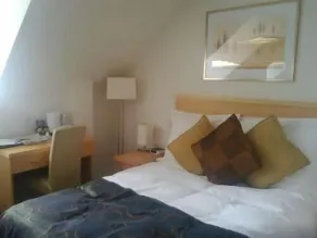 Springfields - Room