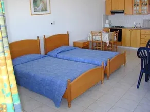 Sun Camero Apartments - Habitación
