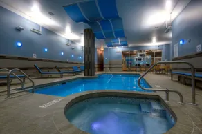 Holiday Inn Saskatoon Downtown by IHG - Piscine