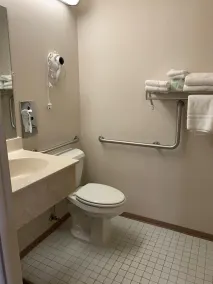 Norland Inn & Suites Roseau - Badezimmer