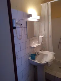 Hôtel Restaurant du Pont Vieux - Salle de bain