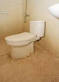 Hotel O Bsd - Bathroom