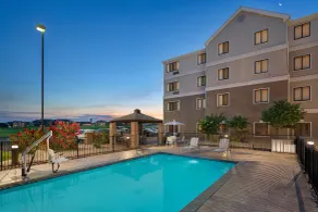 Staybridge Suites Oklahoma City-Quail Springs by IHG - Piscina