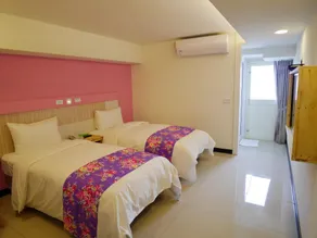 Good Night Hotel - Room