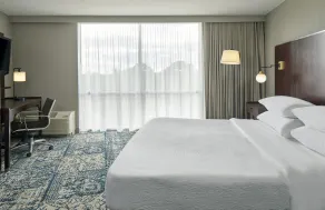 Four Points by Sheraton Tallahassee Downtown - Chambre