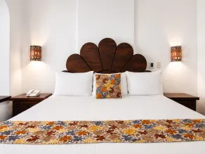 Los Arcos Suites - Room
