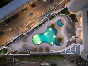 Novotel Kuala Lumpur City Centre - Pool