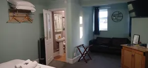 The Crafty Cow - Room