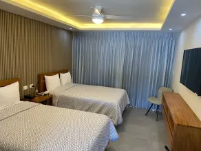 New Garden Hotel - Room