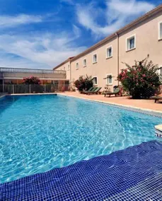 ibis Orange Sud - Piscine