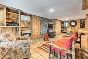 Peaceful Mt Sterling Cabin: Deck & Fire Pit! - Innenbereich