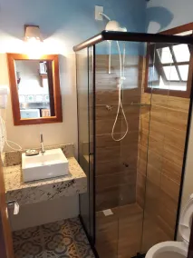Pousada Capitão Cook a 200 m do centro - Baño